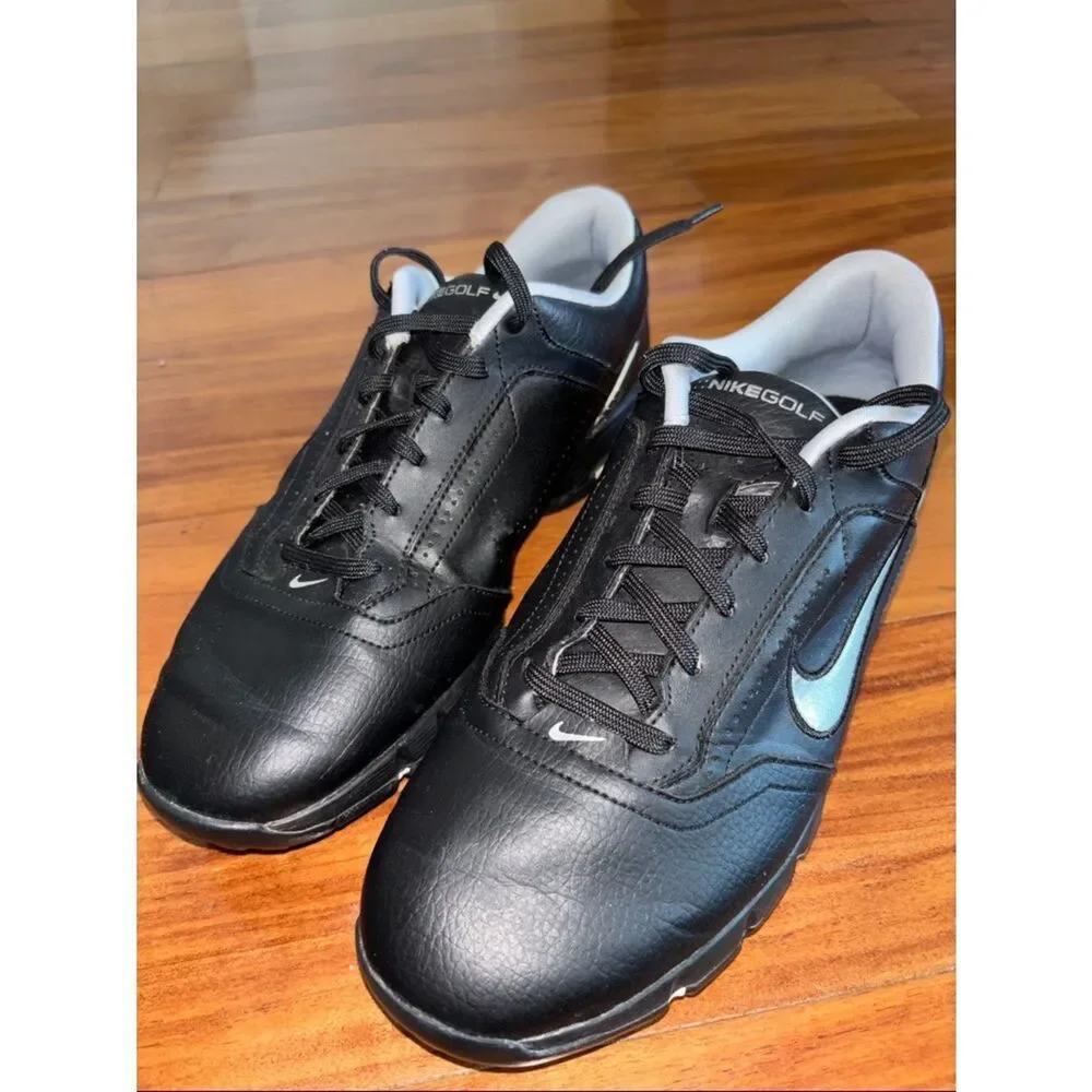 Nike Men’s Black Athletic Golf Shoes with Metallic Swoosh size 8